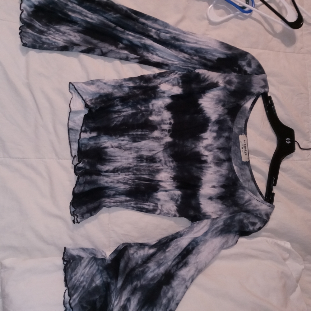 Long sleeve flowy tie dye